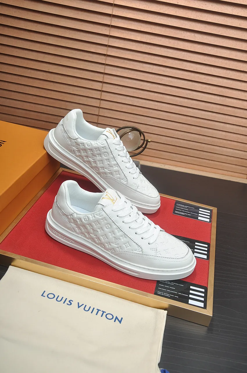 Men's shoes💰440💶【LOUIS VUITTON】Same model from LV.Louis Vuitton official website [satisfied] original single hot model LV original factory cowhide material👑1:1 original plate sheepskin lining, body accessories one-to-one molding💪 counter quality 🙏 Dear friends, if you still worry about wearing matching shoes💋, then these shoes are your best choice🎁🎁! 38-45 (45 is custom-made and cannot be returned or exchanged)